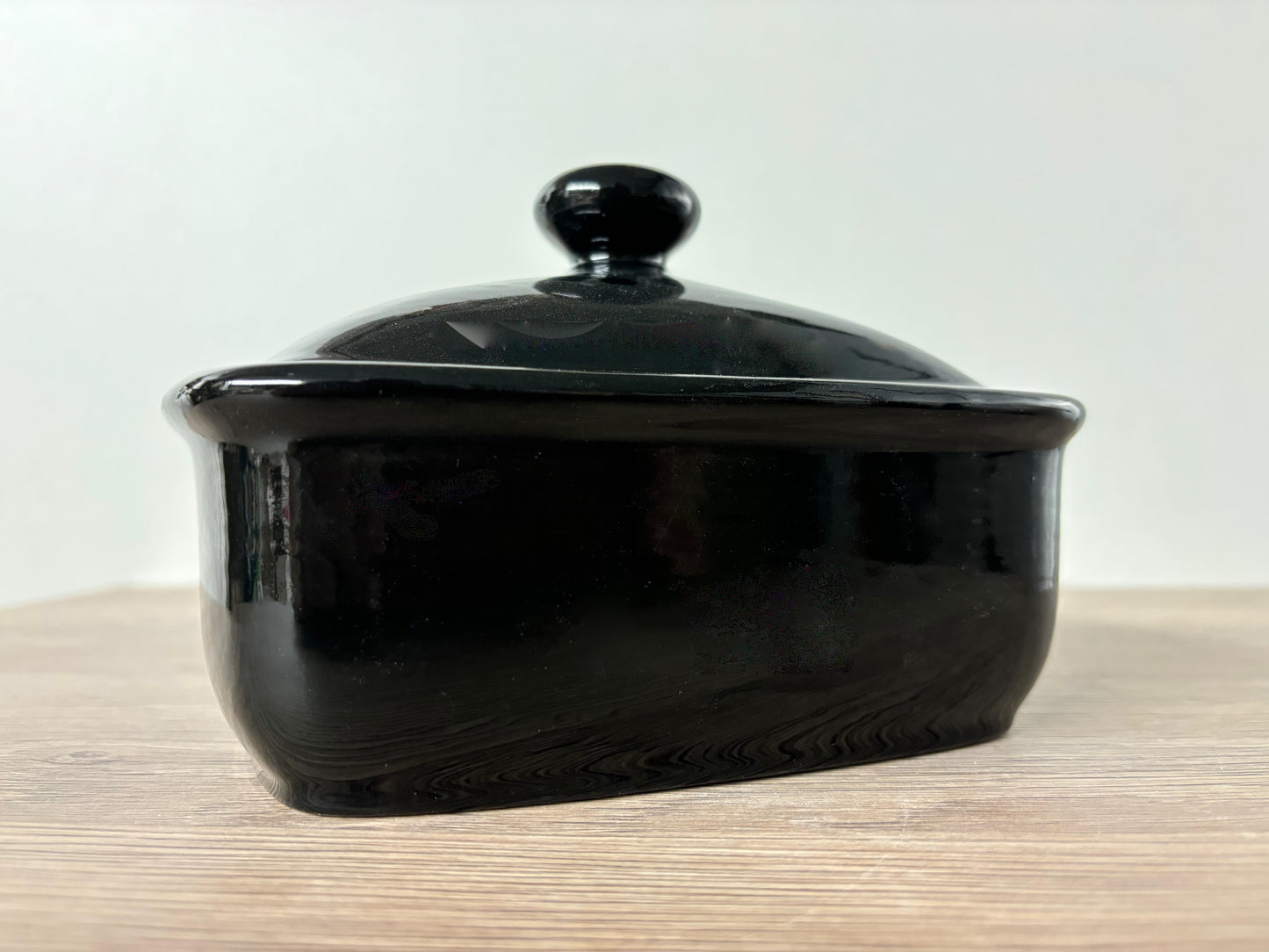 Butter Dish with Lid - Jet Black Glaze