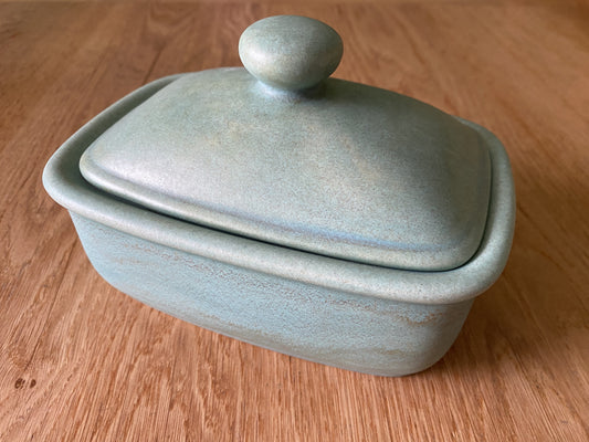 Handmade butter dish with lid