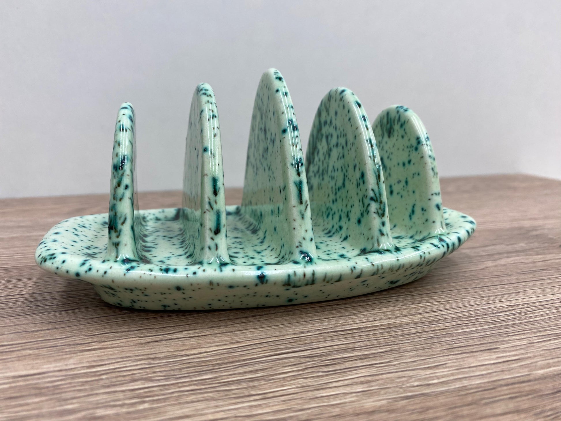 Speckled Green Toast Rack sideview