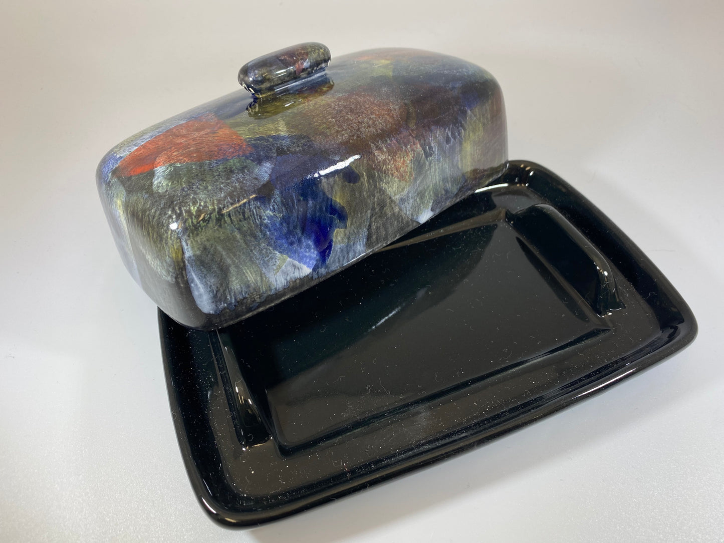 Butter Dish with Abstract Glaze Design - PeterBowenArt