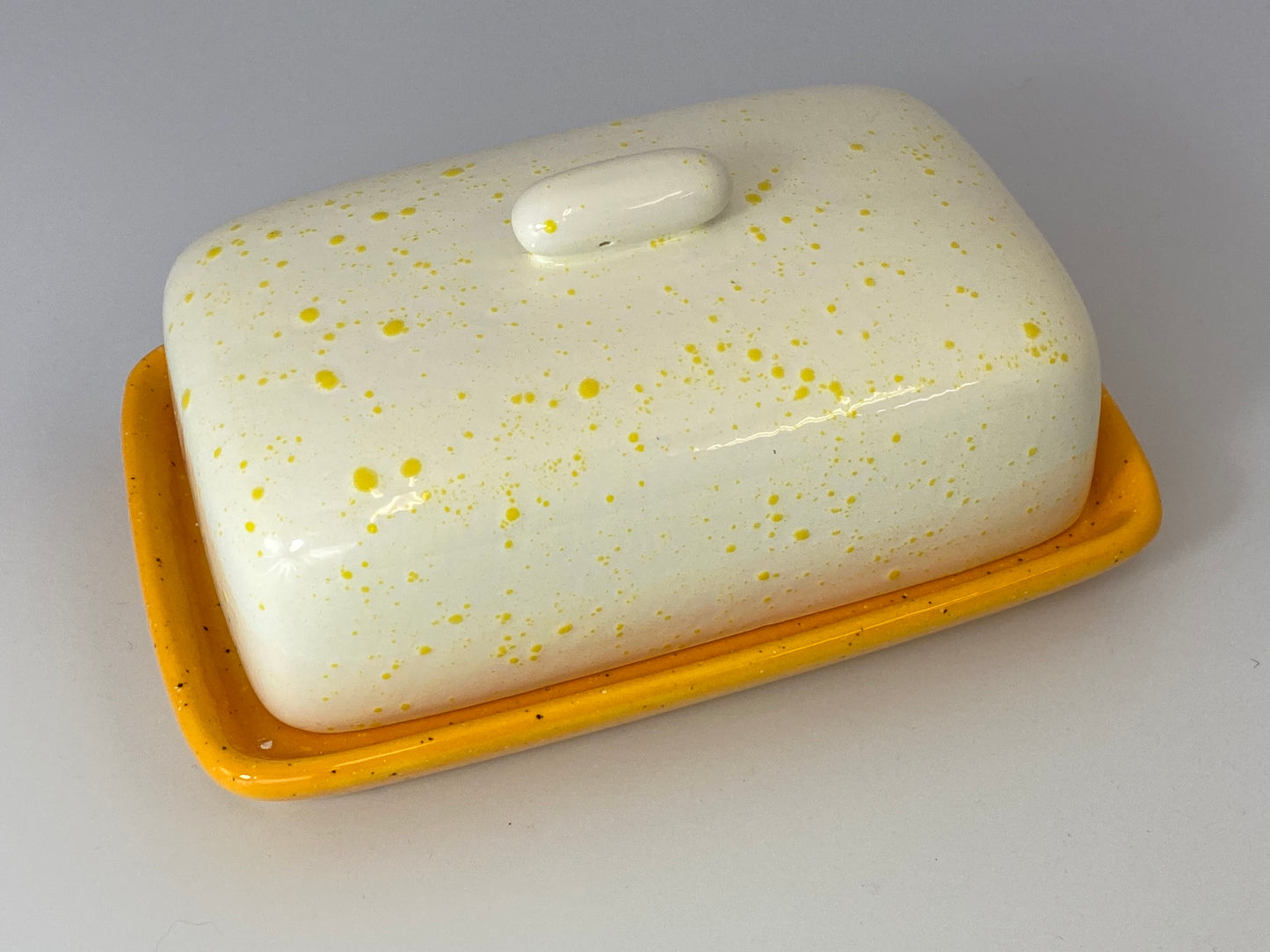 Butter Dish with White Lid Yellow Spots - PeterBowenArt