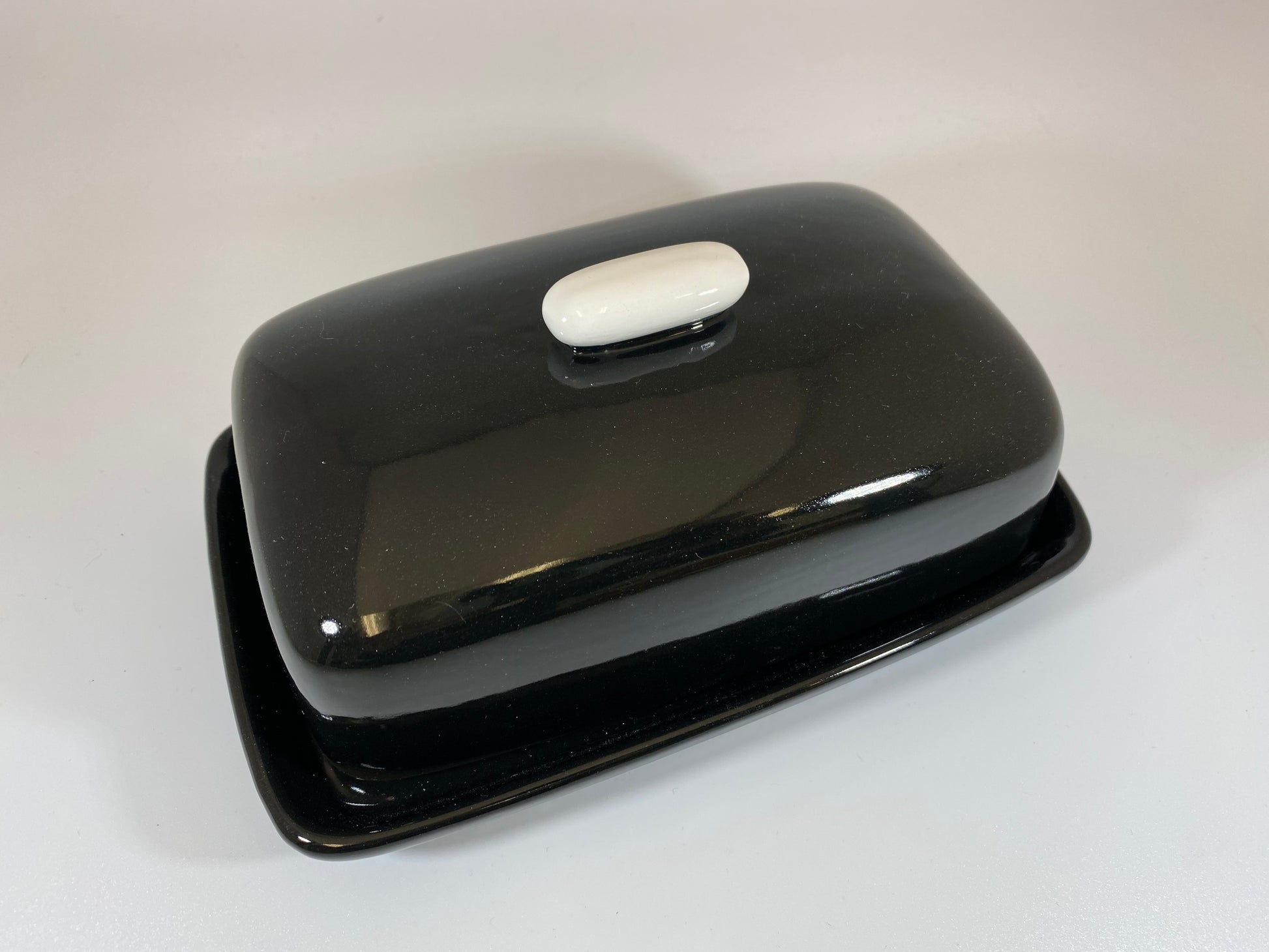 Handmade Butter Dish Jet Black Glaze with White Handle - PeterBowenArt