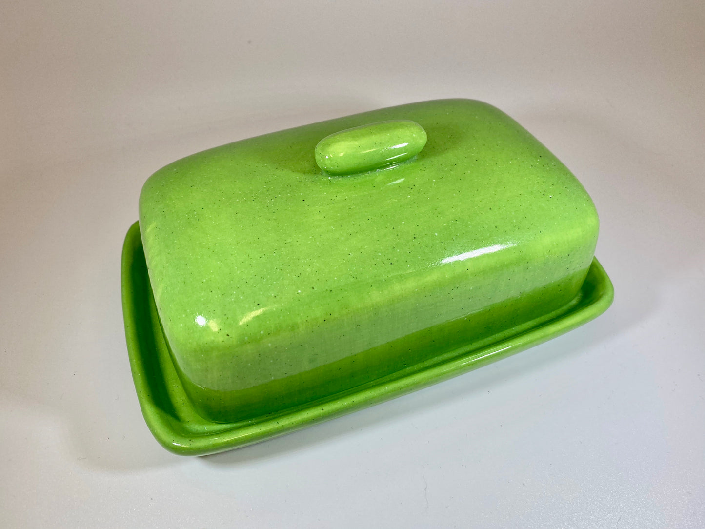 Butter Dish Lime Green Glaze - PeterBowenArt