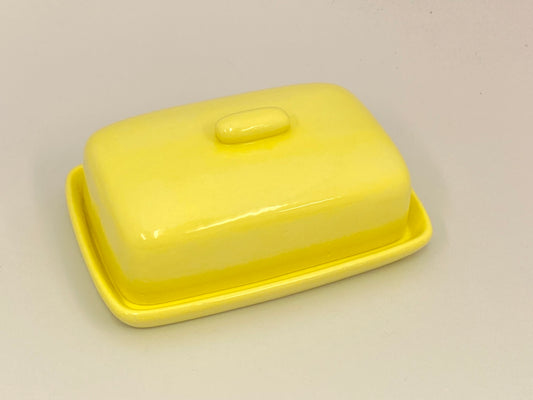 Butter Dish yellow cream glaze - PeterBowenArt